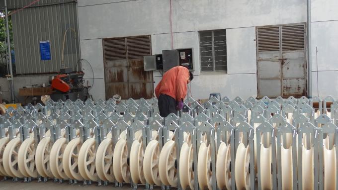 large rope pulley