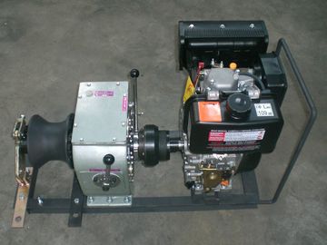 Buy High Speed 3 Ton Diesel Engine Winch / Hoist Capstan Rope Winch online manufacture