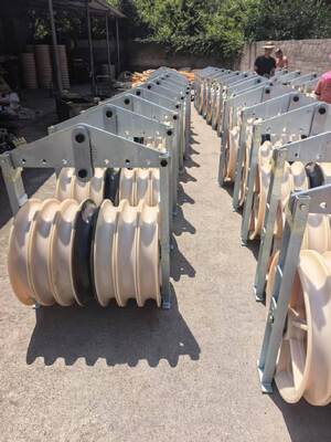 508–916mm Large Diameter 20–150kN Rated Load 7 Sheaves MC Nylon Stringing Blocks for Transmission Line Cable Pulling